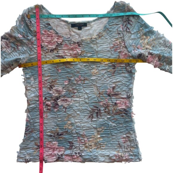 Karen Kane L Floral Top Blue and Pink 3/4 sleeves Textured Unique Fairy - Picture 7 of 7